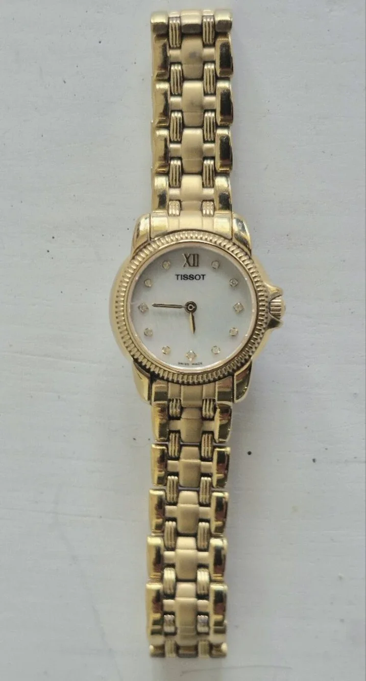 Tissot Women's Gold-Tone Bracelet Watch - Gold